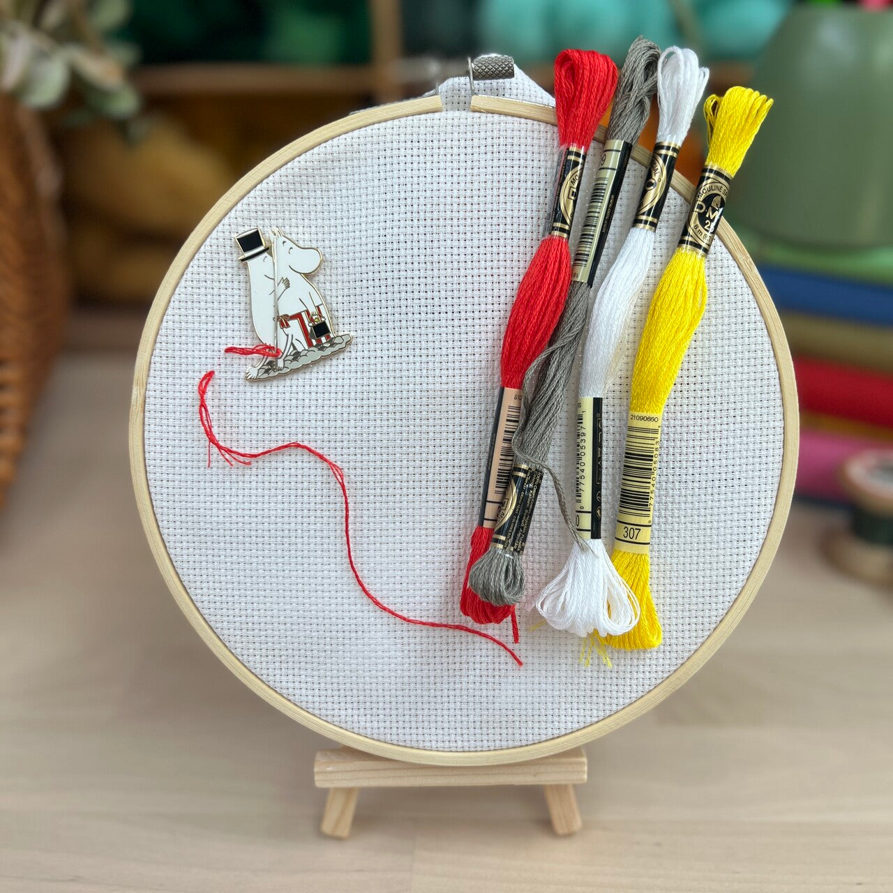 Moomin - Moominmamma& Moominpappa Needle Minder