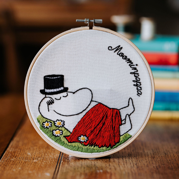 Moomin Embroidery Kit - Moominpappa Snoozing Embroidery Kit