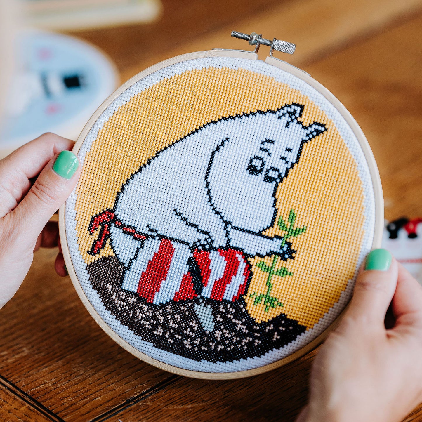 Moomin Cross Stitch Kit - Moominmamma Planting