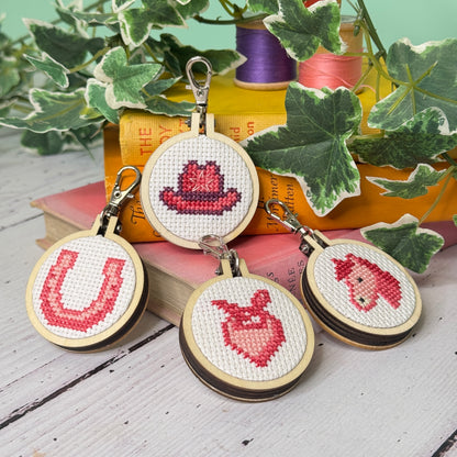 I'M HOT-TO-SEW! (cowboy hat) Mini Matchbox Cross Stitch Kit